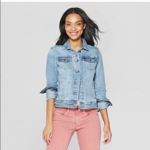 Universal thread jean jacket